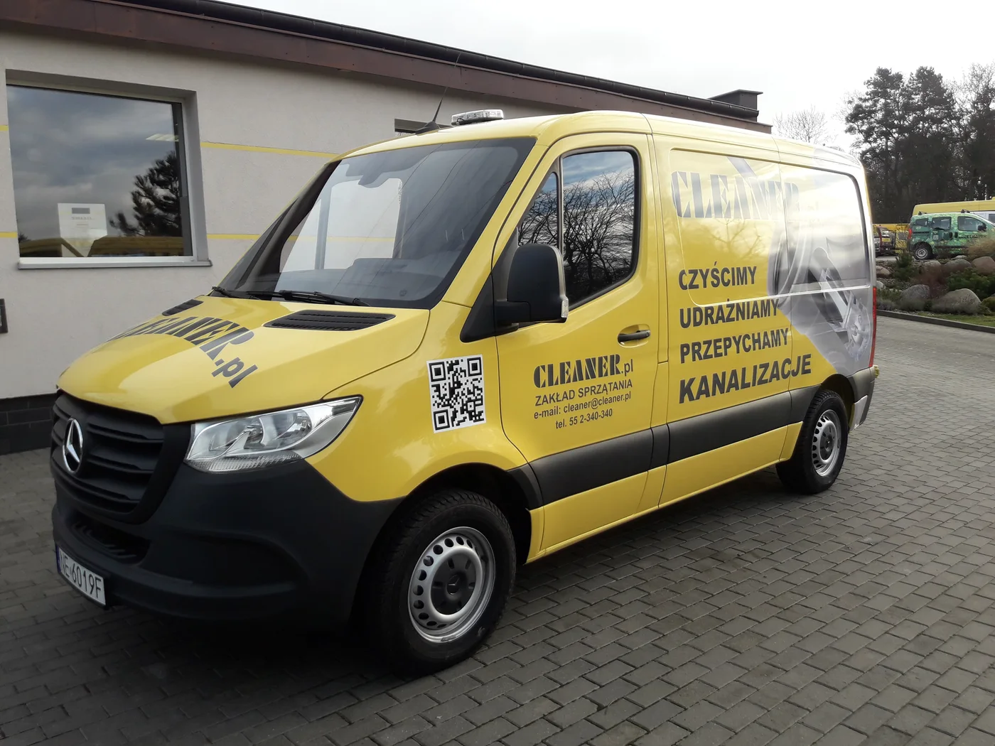 Samochód Cleaner wyposażony do czyszczenia i udrażniania kanalizacji